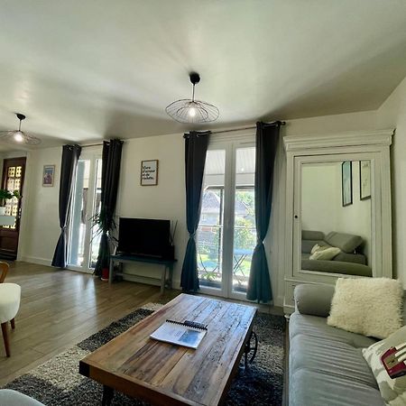 Bel Appartement Dans Residence Cheminee /Jardin 뤼생소베르 외부 사진