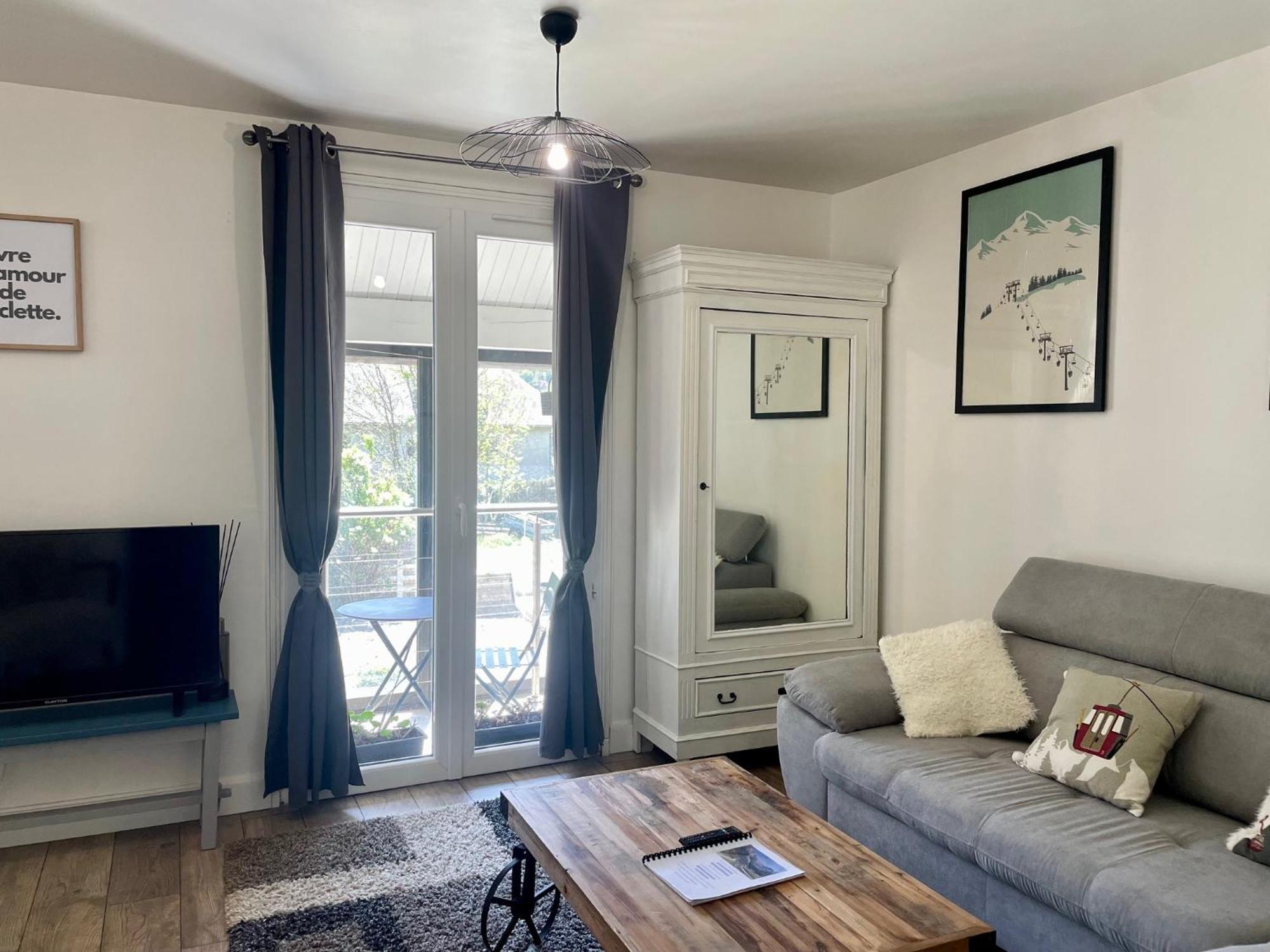 Bel Appartement Dans Residence Cheminee /Jardin 뤼생소베르 외부 사진